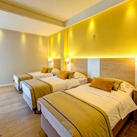 Regina 4*